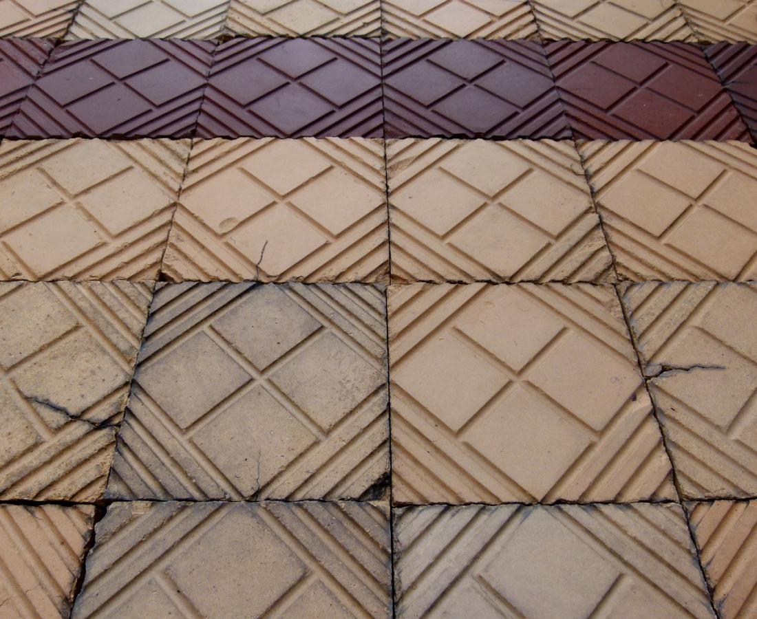 Antique Perrusson paves